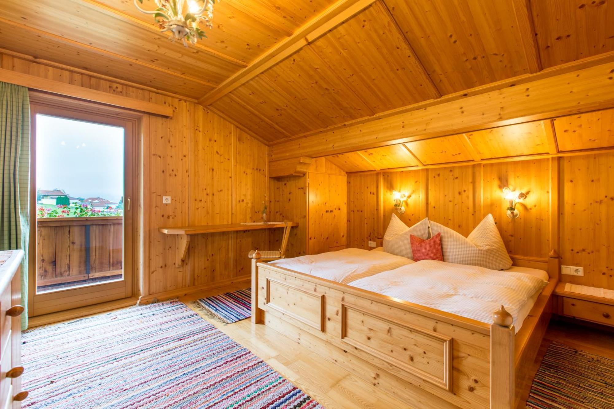 Apartment Wiesenhof - Natur & Weitblick Ueber Innsbruck - Ladestation Fuer Elektroautos Εξωτερικό φωτογραφία